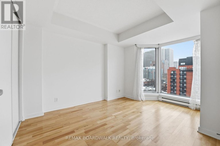 29237986/908-138-somerset-street-w/ottawa-centregolden-triangle/ottawa/ontario/K2P0A3_25