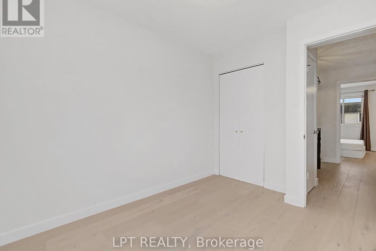 27831768/9-1821-walkley-road/urbandale-acres/ottawa/ontario/K1H6X9_18