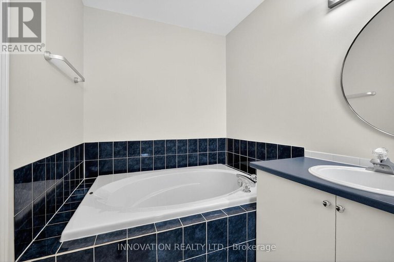 29048403/57-flowertree-crescent/emerald-meadowstrailwest/ottawa/ontario/K2M2R7_21