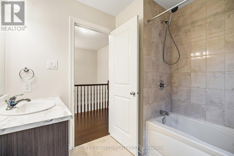 29043267/784-namur-street/embrun/russell/ontario/K0A1W0_32