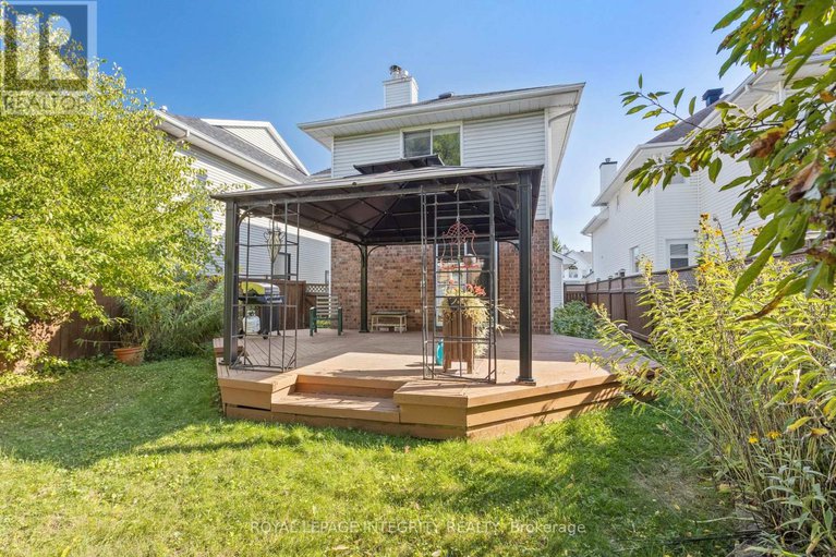 29051737/11-royal-field-crescent/longfields/ottawa/ontario/K2J4G1_33