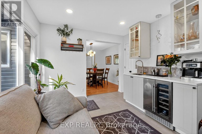 29258512/544-loucks-drive/village-of-russell/russell/ontario/K4R1B6_14