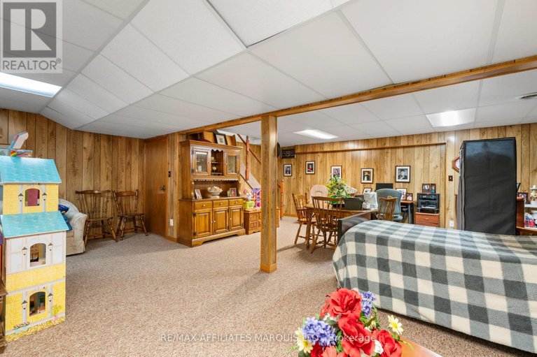 28562923/5454-nine-mile-road/south-glengarry-charlottenburgh-twp/south-glengarry/ontario/K0C1S0_24