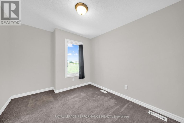 29430719/517-ozawa-private-e/cfb-rockcliffe-and-area/ottawa/ontario/K1K4Z8_20