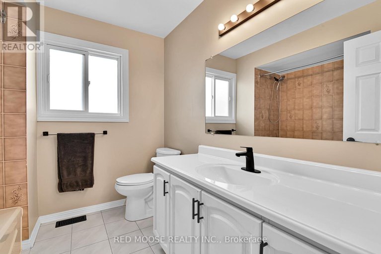 28582295/55-hawley-crescent/bridlewood/ottawa/ontario/K2M1T4_26