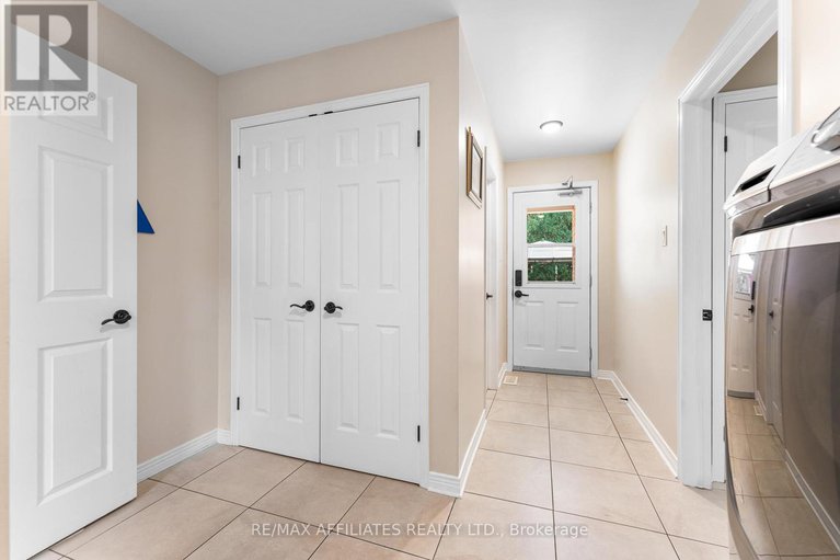 28985818/14-panandrick-view-drive/rural-kanata-central/ottawa/ontario/K2W1A5_26