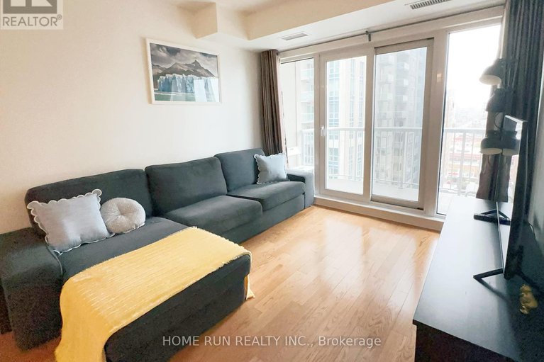 28278089/1506-234-rideau-street/sandy-hill/ottawa/ontario/K1N0A9_6