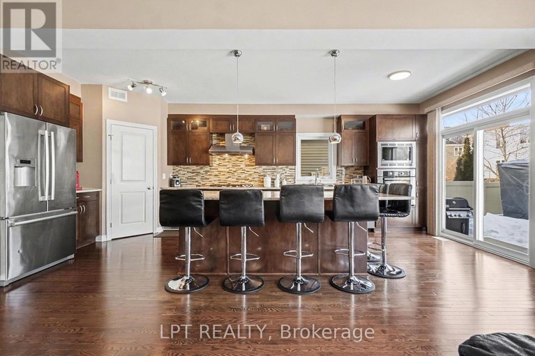 29430421/269-gracewood-crescent/blossom-parkkemp-parkfindlay-creek/ottawa/ontario/K1T0J1_13