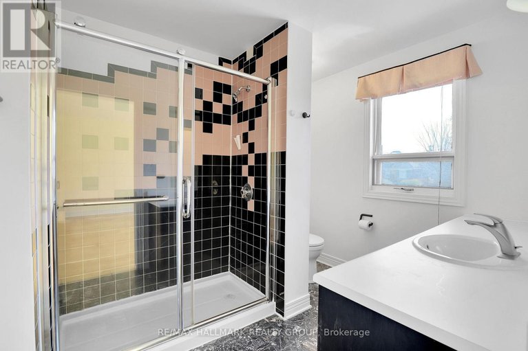 28244394/303-sherwood-drive/civic-hospital/ottawa/ontario/K1Y3W7_23