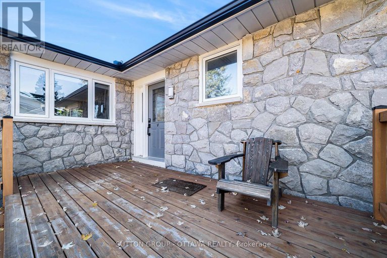 29047686/1218-upton-road/manotick-south-to-roger-stevens/ottawa/ontario/K4M1B3_3