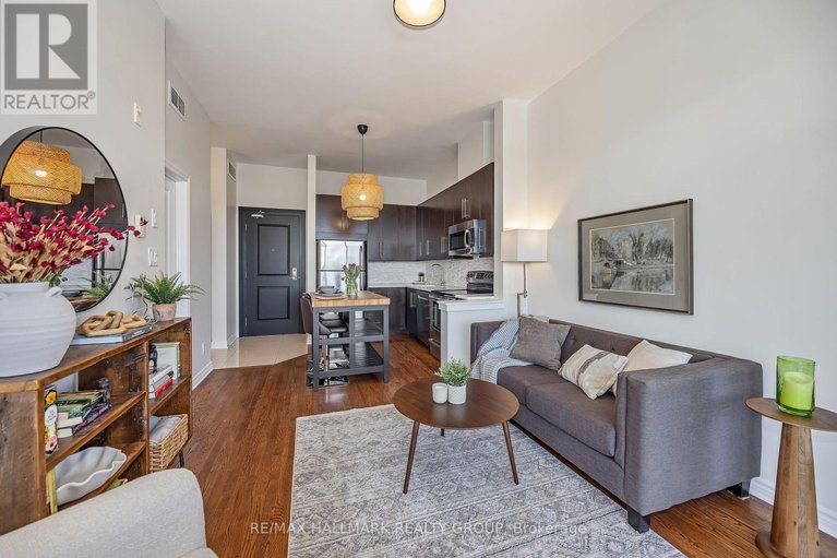 29513930/310-682-churchill-avenue/laurentianview/ottawa/ontario/K1Z5G5_13