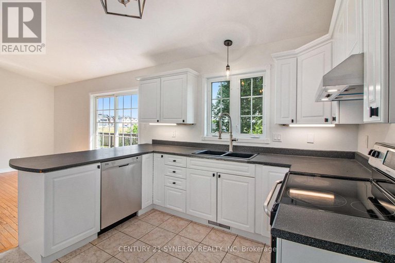 28865875/7-bridge-street/north-stormont-finch-twp/north-stormont/ontario/K0A1R0_14