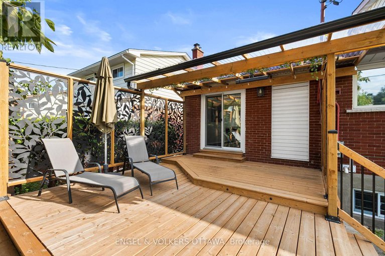 28857390/1841-lorraine-avenue/urbandale-acres/ottawa/ontario/K1H6Z7_28