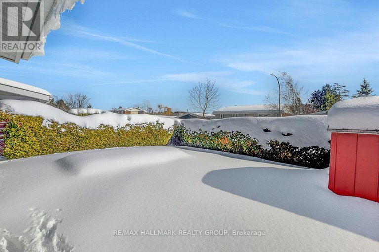 29360557/629-glenhurst-crescent/beacon-hill-north/ottawa/ontario/K1J7B6_49