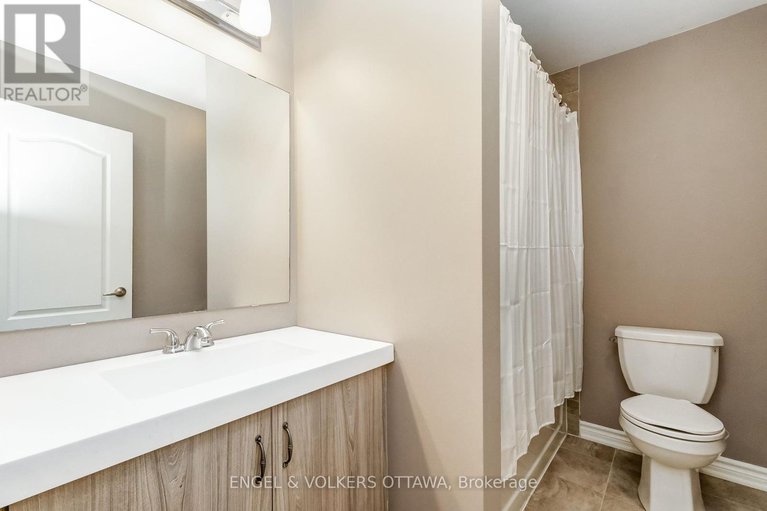 28749418/305-lamarche-avenue/orleans-village/ottawa/ontario/K1C1T1_24