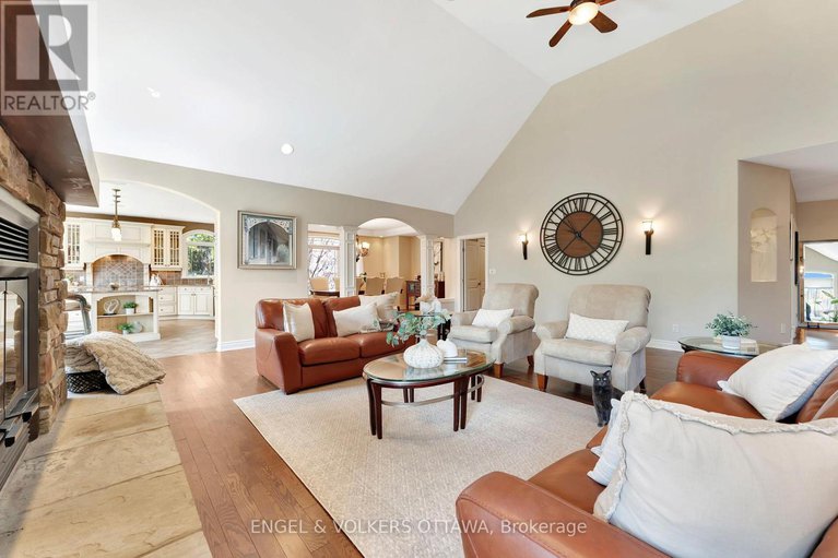 28597726/2-beechgrove-gardens/stittsville-south/ottawa/ontario/K2S1R1_8
