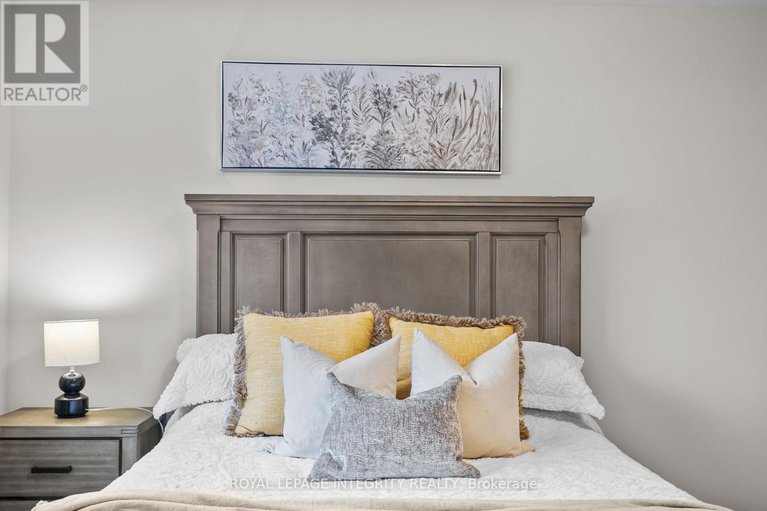 29358158/103-nepeta-crescent/blossom-parkkemp-parkfindlay-creek/ottawa/ontario/K1T0S5_20