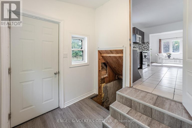 28821514/7321-snake-island-road/osgoode-twp-north-of-reg-rd-6/ottawa/ontario/K4P1N2_24