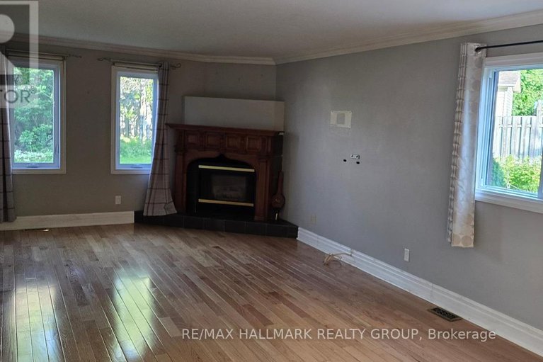 28400251/976-laporte-street/town-of-rockland/clarence-rockland/ontario/K4K1A5_9