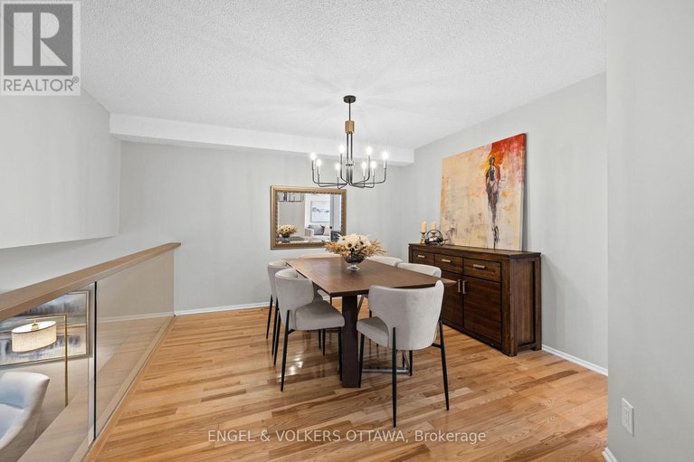28819601/35-35-belvedere-crescent/lindenlea/ottawa/ontario/K1M0E5_10