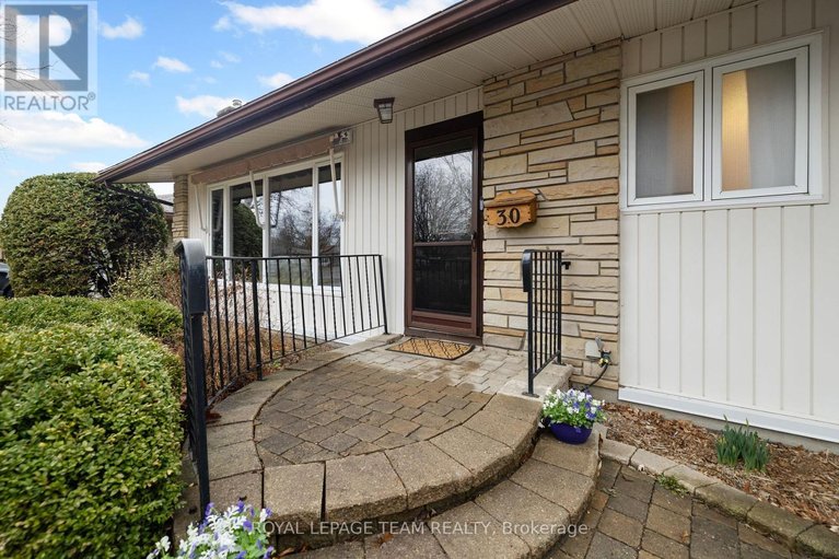 29618912/30-elmsley-crescent/arbeatha-park/ottawa/ontario/K2H6V3_3