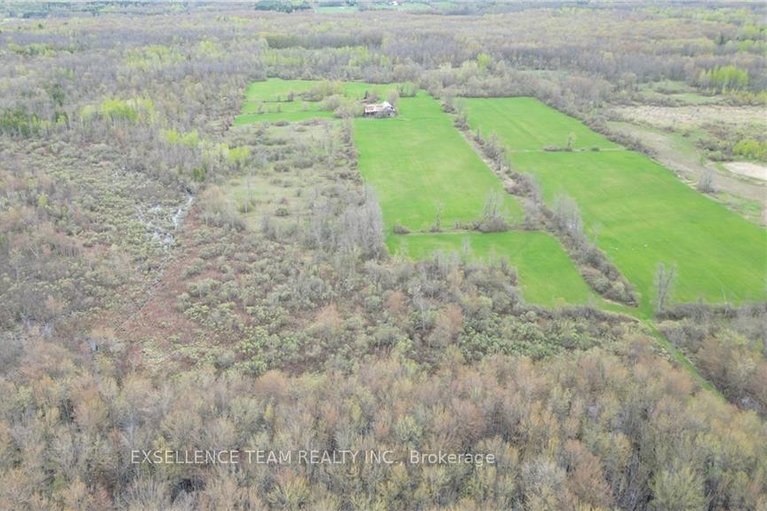 25566557/19100-kenyon-conc-rd-7-road/north-glengarry-kenyon-twp/north-glengarry/ontario/K0C1A0_7