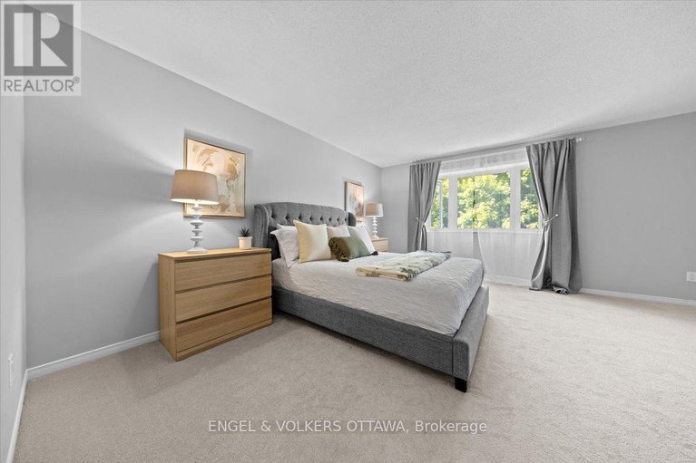 28652467/107-redpath-drive/pheasant-run/ottawa/ontario/K2G6K4_24