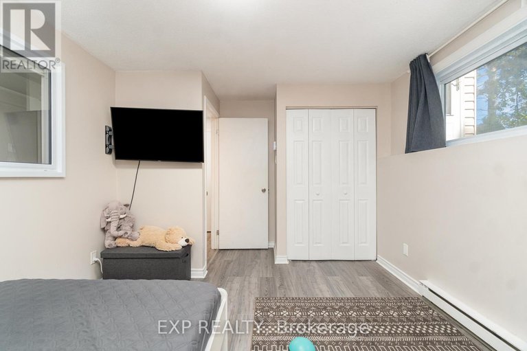 28939724/18-2640-draper-avenue/redwood-park/ottawa/ontario/K2H7A1_20