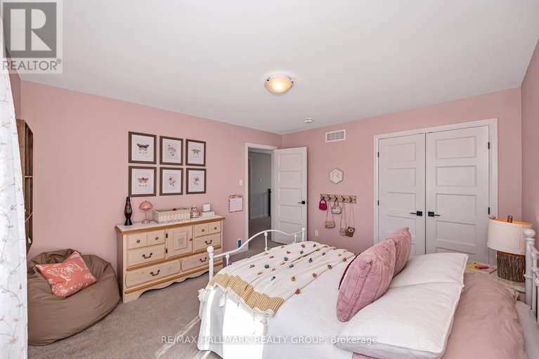 29573891/1025-diamond-street/clarencerockland-twp/clarence-rockland/ontario/K4K1P6_34