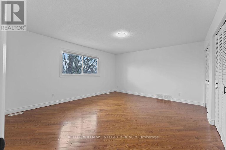 28206742/62-chippewa-avenue/meadowlandsst-claire-gardens/ottawa/ontario/K2G1Y2_23