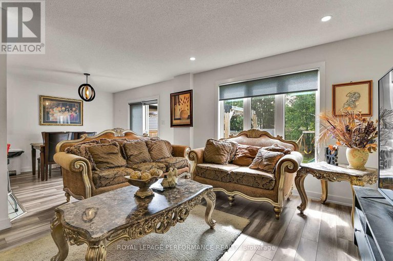 28812434/609-robert-street/town-of-rockland/clarence-rockland/ontario/K4K1E8_12