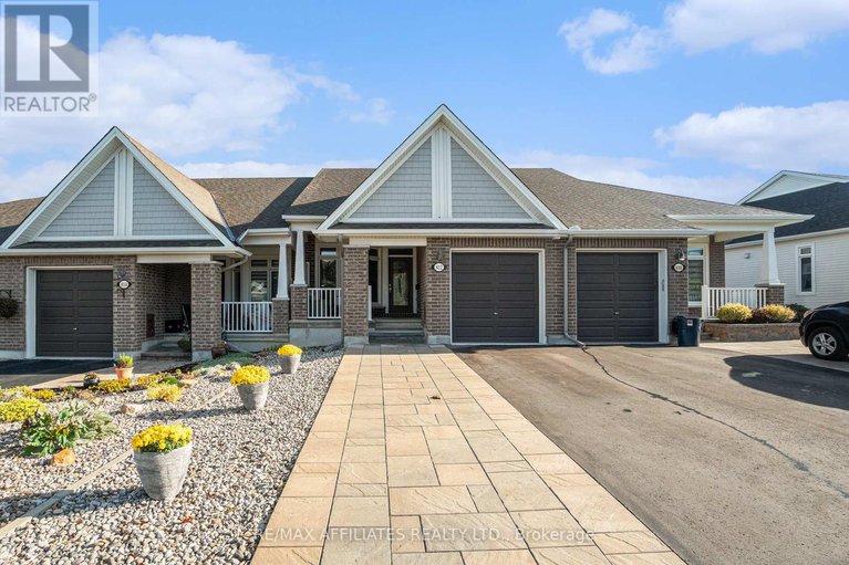 28981202/812-tewin-circle/camelot/ottawa/ontario/K4A1K3_1