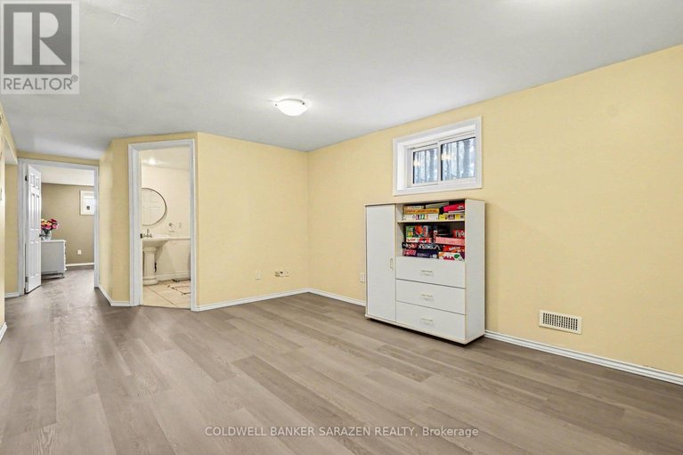 29410985/1110-dunning-road/cumberland-ridge/ottawa/ontario/K4C1P5_13