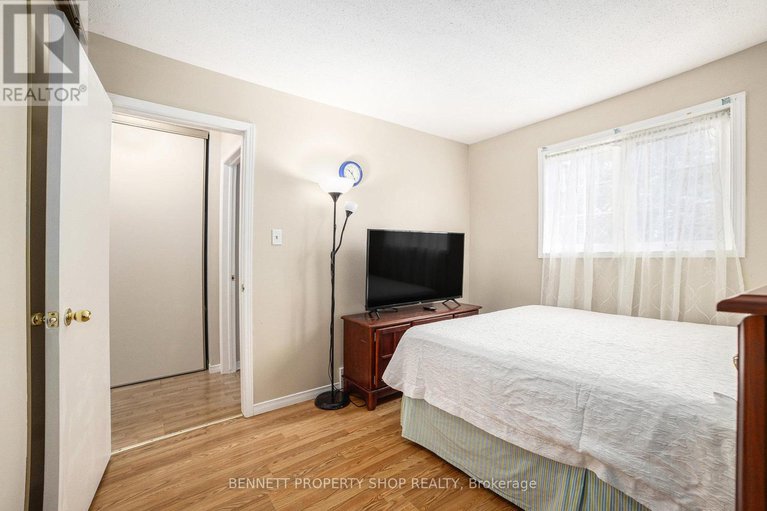 28650139/64-shearer-crescent/katimavik/ottawa/ontario/K2L3N2_20