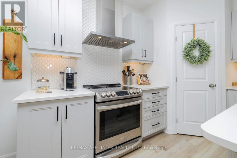 28611360/20-elmer-west-street/almonte/mississippi-mills/ontario/K0A1A0_8