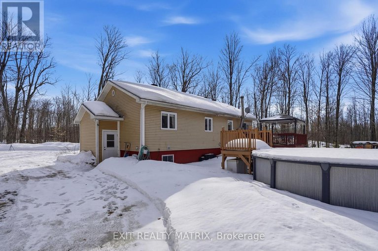 29431063/8150-montee-lemieux-road/east-hawkesbury/ontario/K0B1M0_31