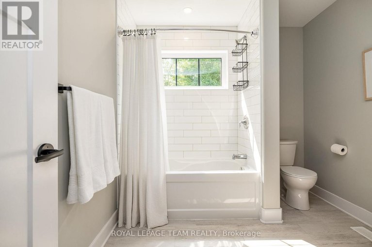 29640568/103-brookberry-crescent/north-grenville-twp-kemptville-south/north-grenville/ontario/K0G1J0_34