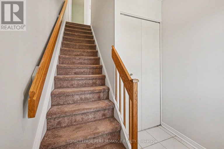 29675872/217-8-terrace-drive/westcliffe-estates/ottawa/ontario/K2H9J2_17