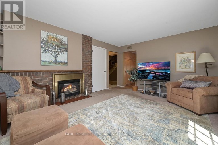 29687415/10-cosburn-avenue/arlington-woods/ottawa/ontario/K2H8A1_16