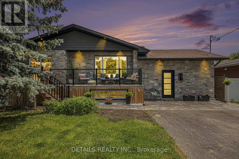 28441971/1575-maxime-street/pineview/ottawa/ontario/K1B3K9_1