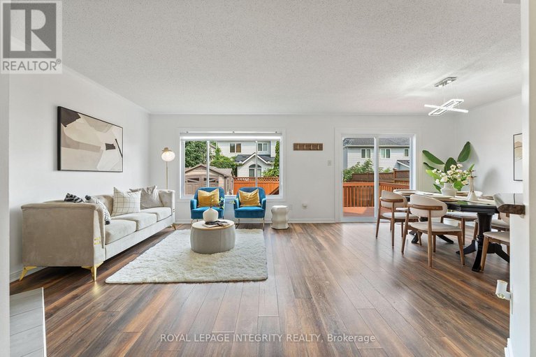 28558572/180-deerfox-drive/longfields/ottawa/ontario/K2J4W8_9