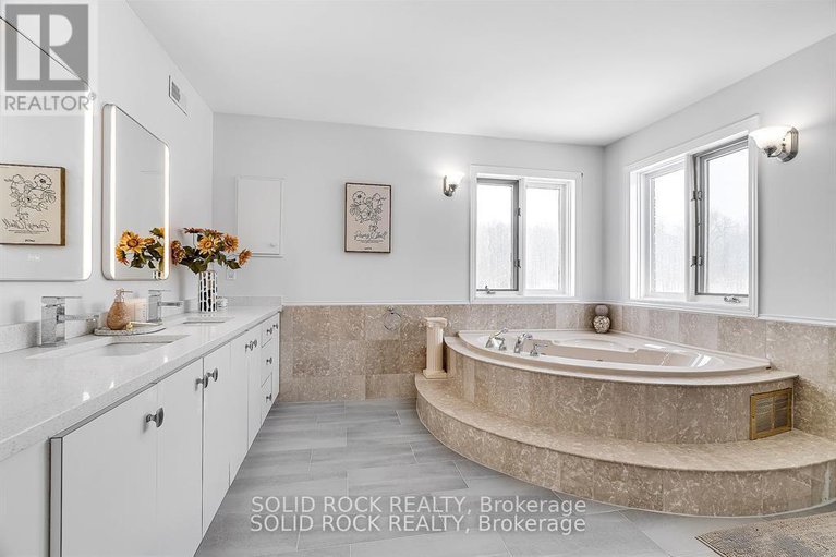 28411902/42-marchbrook-circle/rural-kanata-central/ottawa/ontario/K2W1A1_22