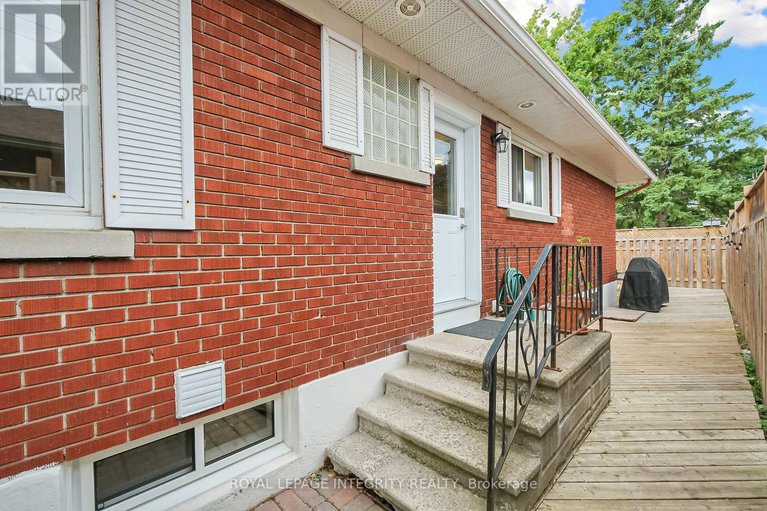 28810538/840-cork-street/elmvale-acres/ottawa/ontario/K1G1Y2_45