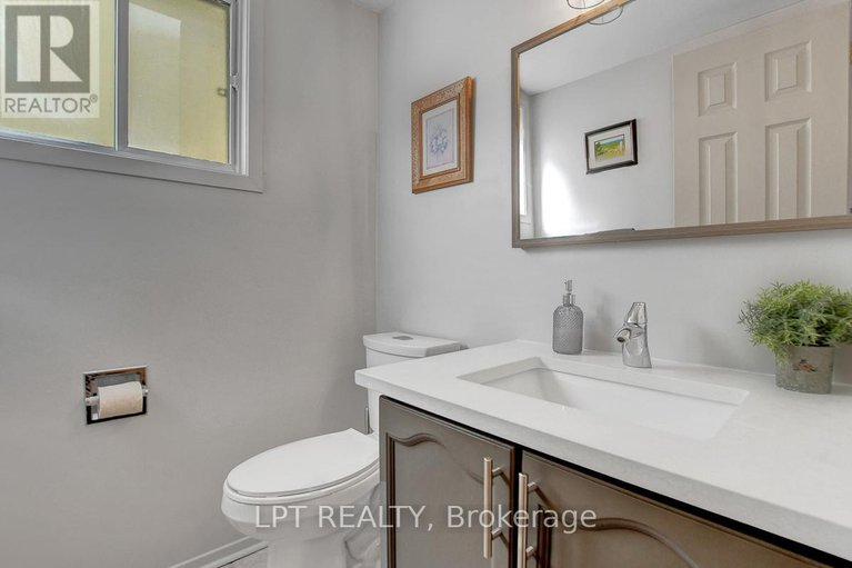 28835563/611-tourelle-drive/fallingbrookgardenway-south/ottawa/ontario/K4A3H5_16