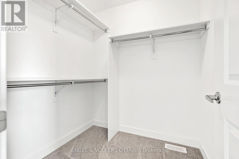 28268548/275-finsbury-avenue/stittsville-south/ottawa/ontario/K2S2Y2_28