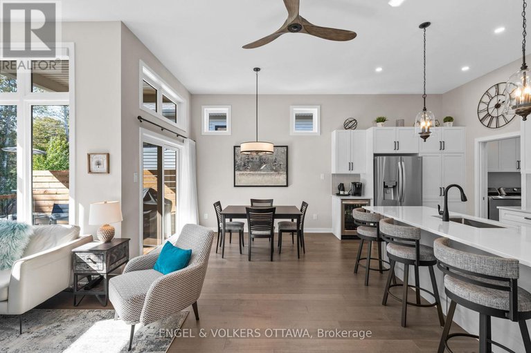 28965370/213-blackhorse-drive/north-grenville-twp-kemptville-south/north-grenville/ontario/K0G1J0_12
