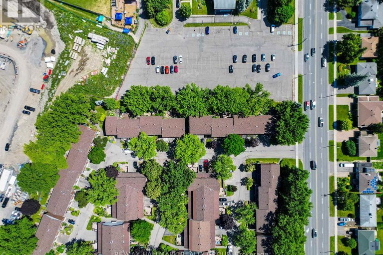 28586632/55-river-garden-private/mooneys-bayriverside-park/ottawa/ontario/K1V1M8_40