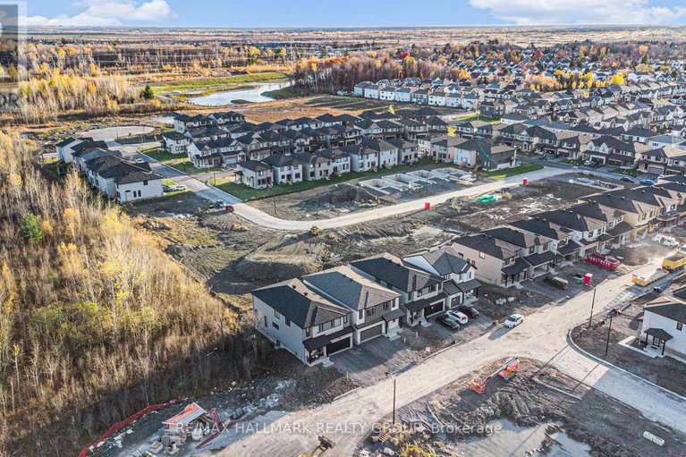 29172470/526-reflection-street/orleans-village/ottawa/ontario/K1W0S8_45