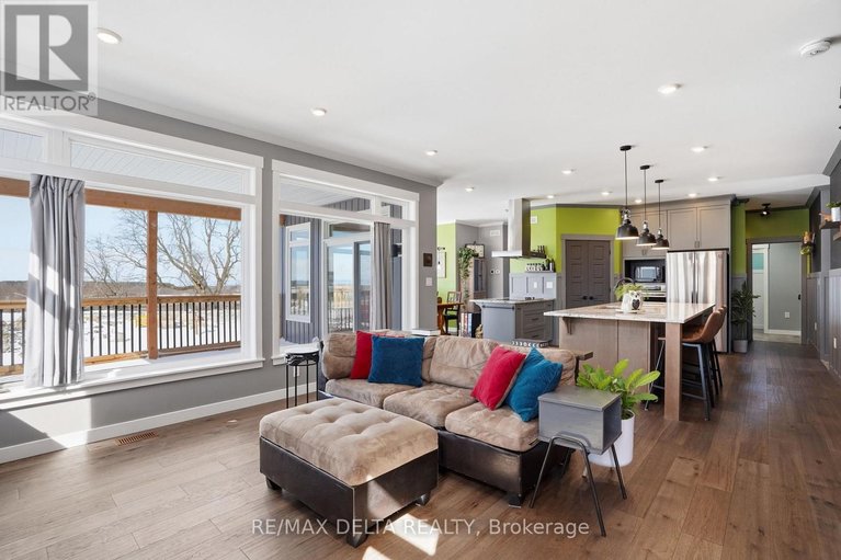 29501640/100-pendleton-street/vankleek-hill/champlain/ontario/K0B1R0_15