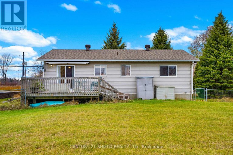 29127984/22032-old-highway-2-highway/south-glengarry-lancaster-twp/south-glengarry/ontario/K0C1E0_12